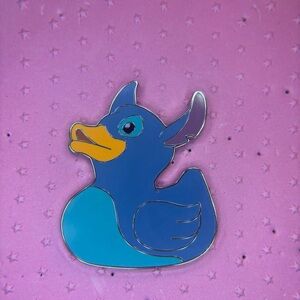 💙Disney Duck Stitch Pin